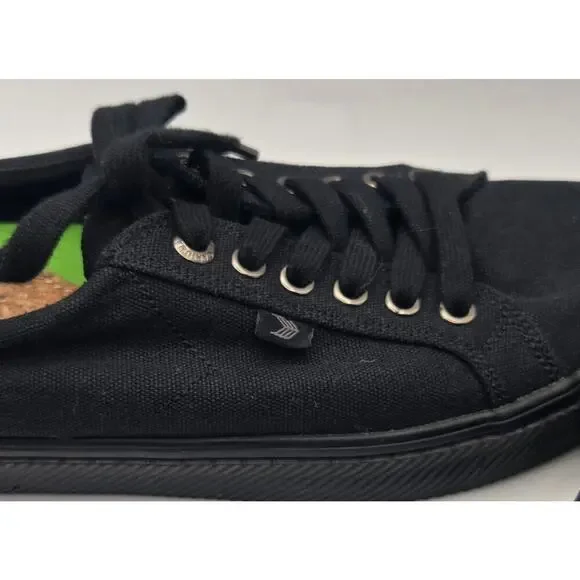 Cariuma Organic Sneakers Black Size Men's US 9 & Ladies US 10 - Picture 6 of 10